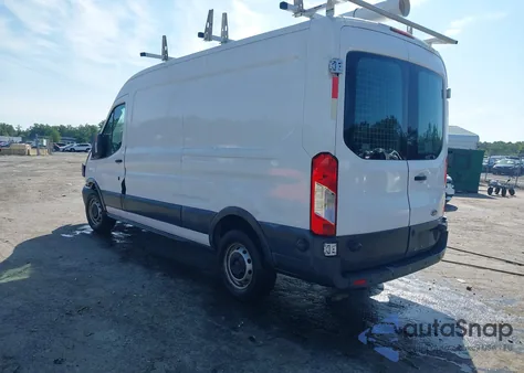 2015 Ford Transit-250 z USA, uszkodzony, nr VIN 1FTNR2CM3FKA08838